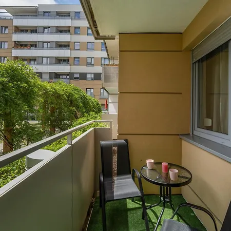 Jasny Blisko Starego Miasta We Wroclawiu By Rent Like Apartamento