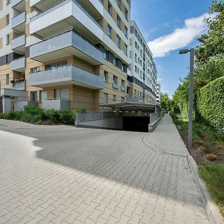 Jasny Blisko Starego Miasta We Wroclawiu By Rent Like *